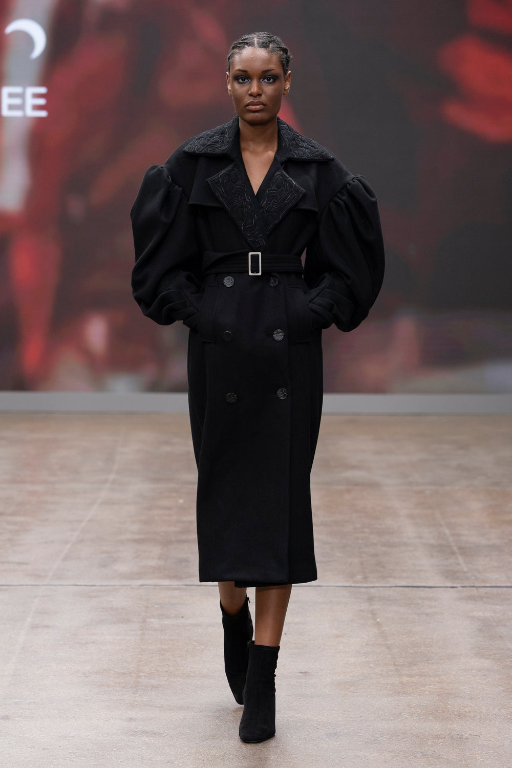 Safiya coat